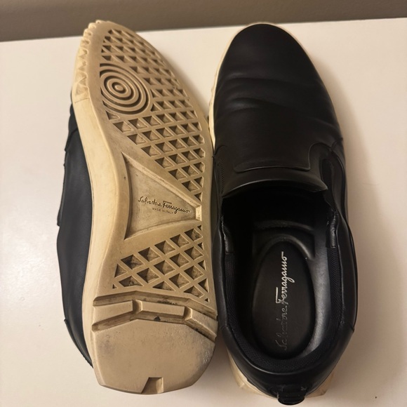 Salvatore Ferragamo Black Cruise Slip-On Shoes - Picture 5 of 8